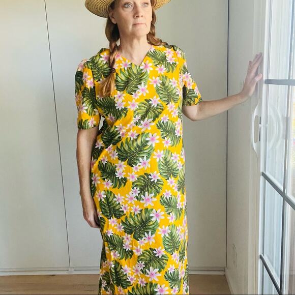 Vintage Hawaiian Mumu Dress Midi Yellow Pink Tropical Print Vacation Size Medium - Picture 7 of 11